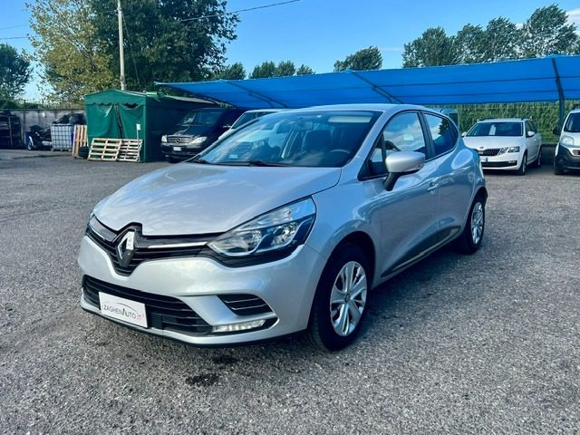 RENAULT Clio usata, con Airbag