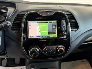 RENAULT Captur usata 21