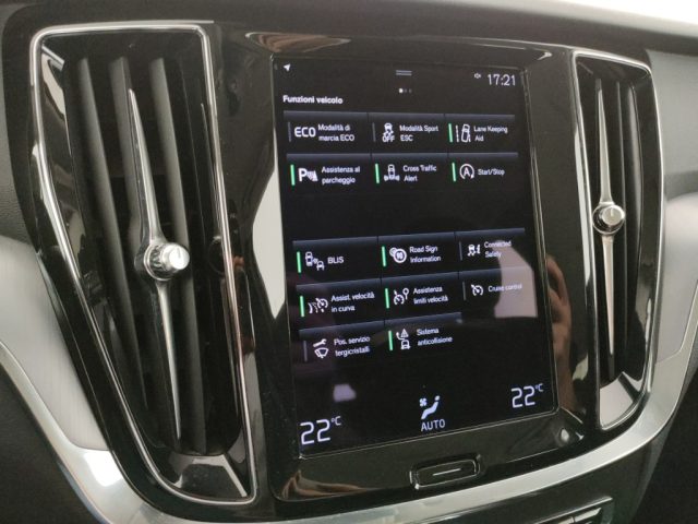 VOLVO V60 usata, con Touch screen