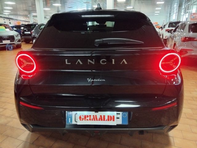 LANCIA Ypsilon usata, con Autoradio