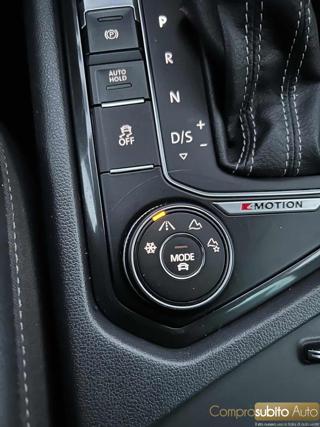 VOLKSWAGEN Tiguan usata, con Autoradio