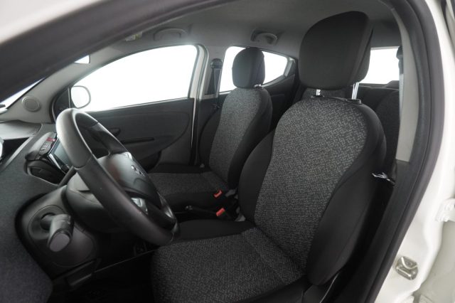 LANCIA Ypsilon usata 8