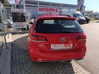 VOLKSWAGEN Golf Variant usata, con Fendinebbia