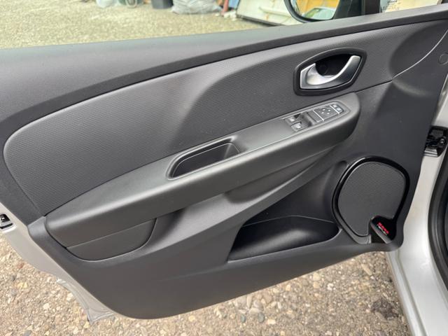 RENAULT Clio usata, con Servosterzo