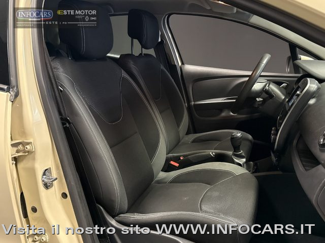 RENAULT Clio usata, con Autoradio