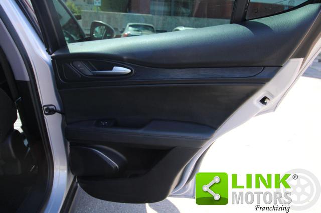 ALFA ROMEO Stelvio usata, con Telecamera per parcheggio assistito