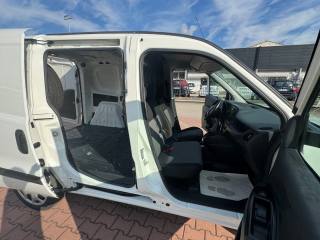 FIAT Doblo usata, con Sensori di parcheggio posteriori