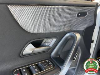 MERCEDES-BENZ CLA 180 usata, con Controllo automatico clima