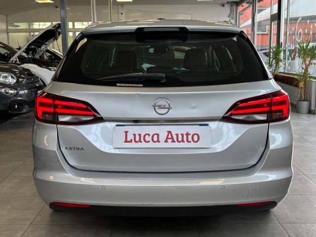 OPEL Astra usata, con Boardcomputer