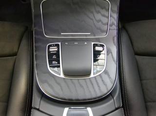MERCEDES-BENZ E 200 usata, con Fari Xenon