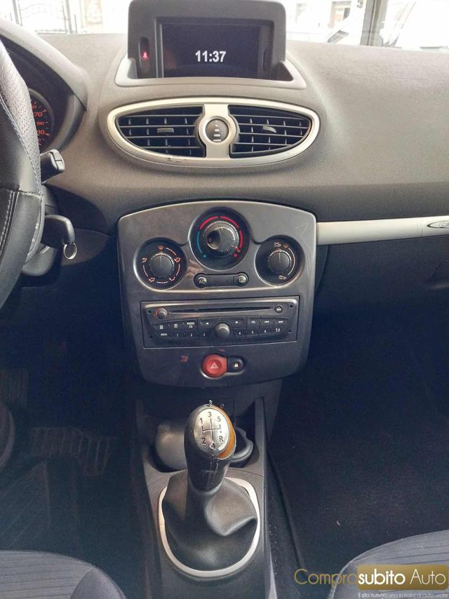 RENAULT Clio usata 19