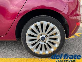 FORD Fiesta usata, con USB