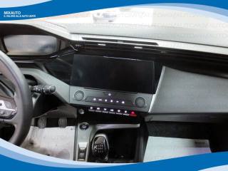 PEUGEOT 308 usata, con Autoradio