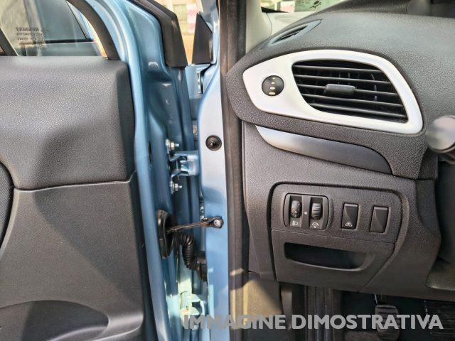 RENAULT Scenic usata, con Boardcomputer