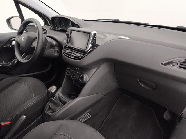 PEUGEOT 208 usata, con Hill holder