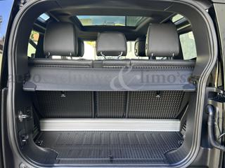 LAND ROVER Defender usata, con Fendinebbia