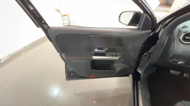 MERCEDES-BENZ GLA 200 usata, con Filtro antiparticolato