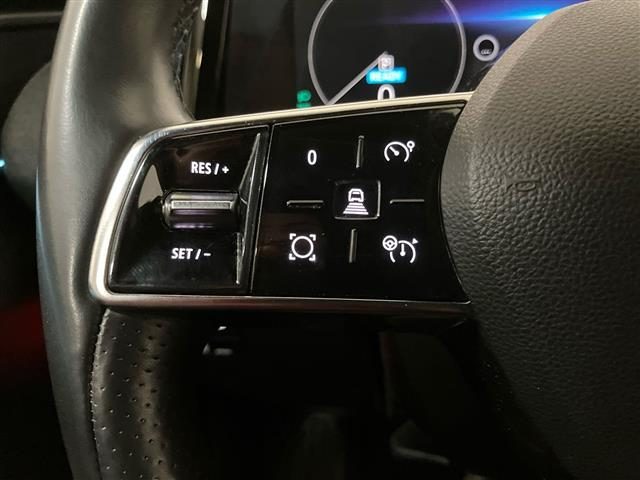 RENAULT Megane usata, con Volante multifunzione