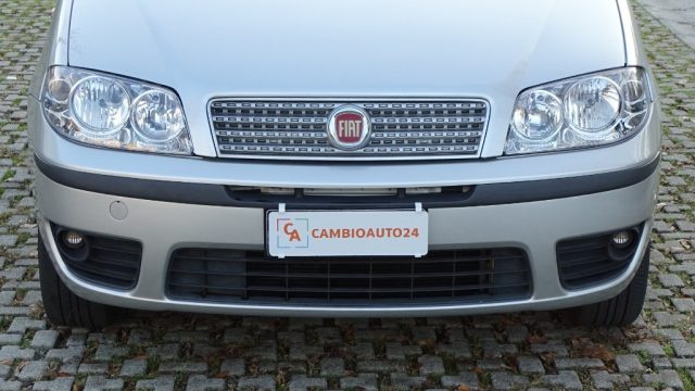FIAT Punto usata 32