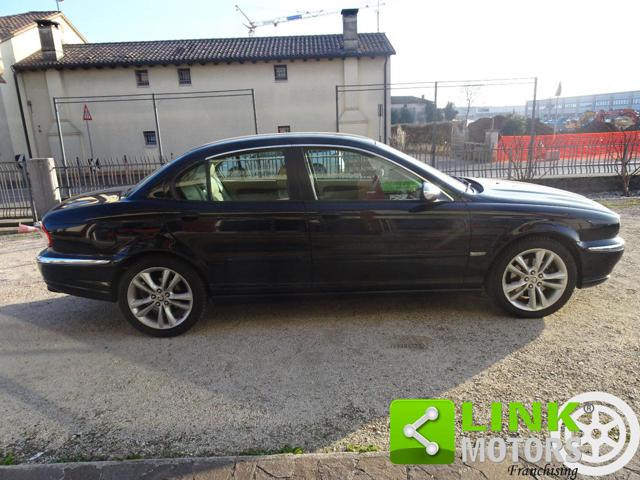 JAGUAR X-Type usata, con Airbag laterali