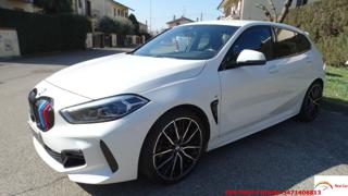 BMW 118 i 5p. Msport cerchi 19 sedili M-sport led