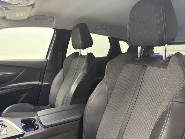 PEUGEOT 3008 usata, con Climatizzatore