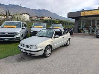 VOLKSWAGEN Golf Cabriolet usata, con Servosterzo