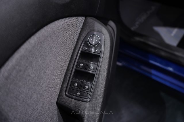 RENAULT Clio usata, con Controllo automatico clima