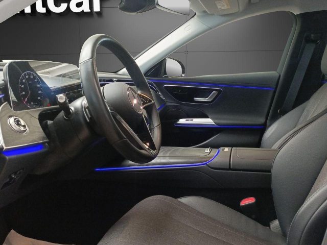 MERCEDES-BENZ E 220 usata, con Park Distance Control
