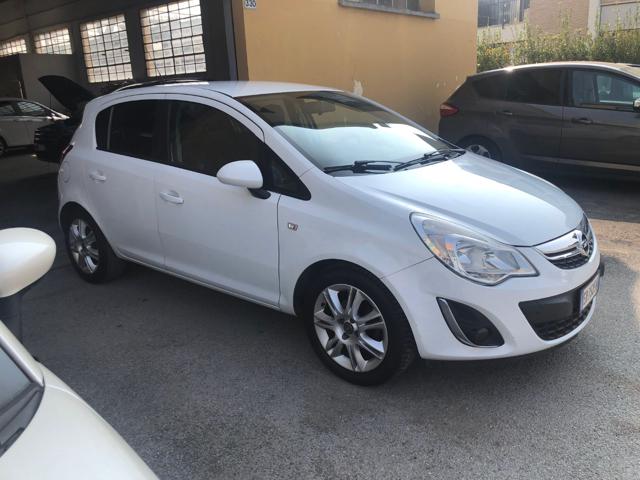 OPEL Corsa usata, con Alzacristalli elettrici