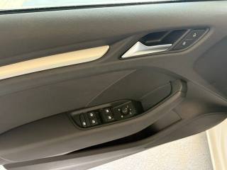 AUDI A3 usata, con Specchietti laterali elettrici