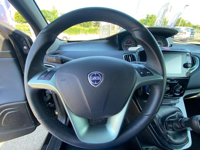 LANCIA Ypsilon usata, con ESP