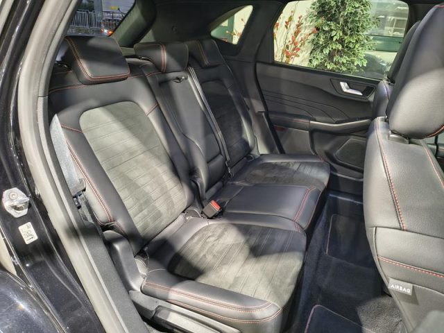 FORD Kuga usata, con Controllo automatico clima