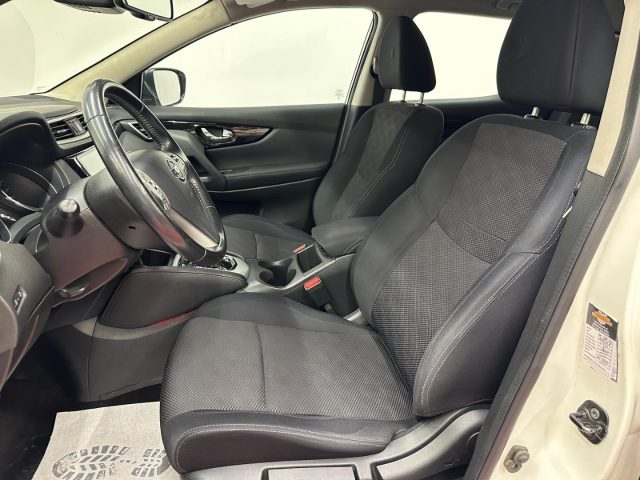 NISSAN Qashqai usata, con Controllo automatico clima