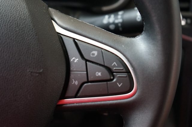 RENAULT Megane usata, con Sensori di parcheggio anteriori