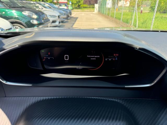 PEUGEOT 2008 usata, con Chiusura centralizzata