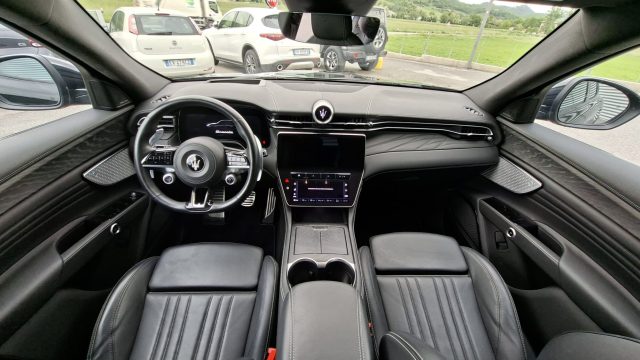 MASERATI Grecale usata, con Chiusura centralizzata