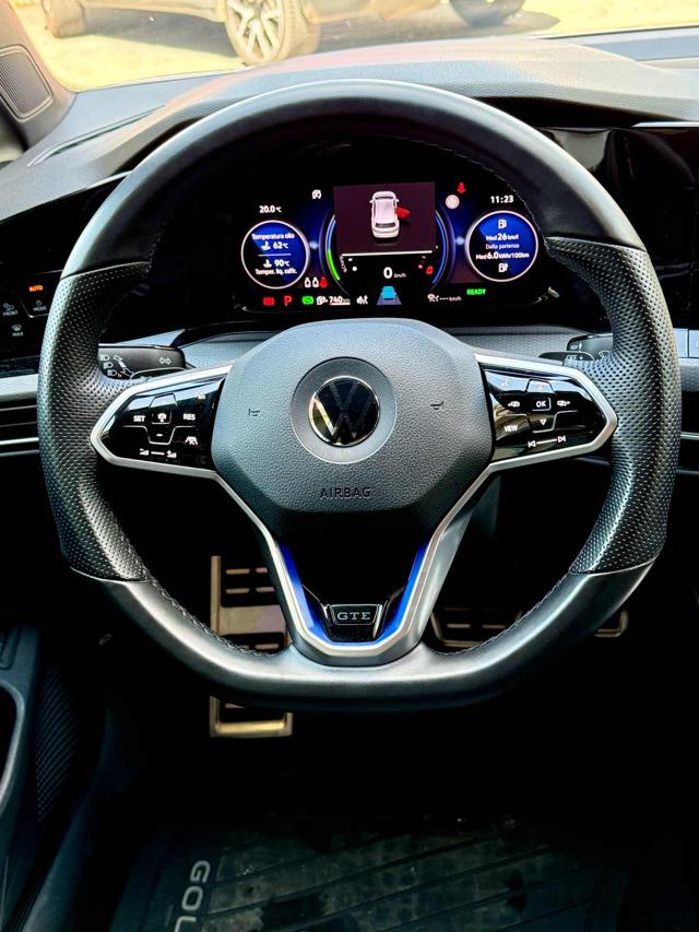 VOLKSWAGEN Golf usata, con Luci diurne LED