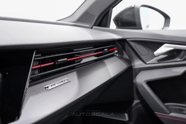 AUDI RS3 usata 27