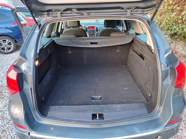 OPEL Astra usata, con Sensore di luce
