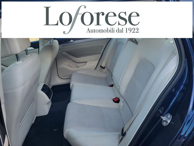 VOLKSWAGEN Passat Variant usata, con Cerchi in lega