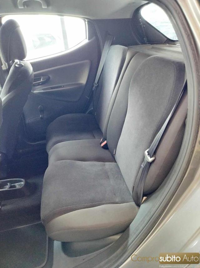 LANCIA Ypsilon usata, con ESP