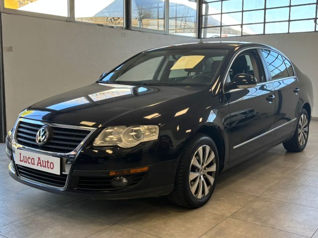 VOLKSWAGEN Passat usata, con ABS