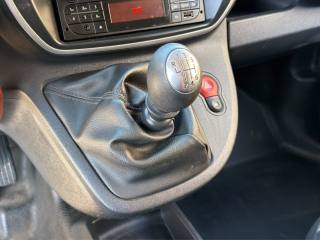 RENAULT Kangoo usata 13