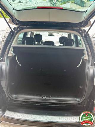 FIAT 500L usata, con USB