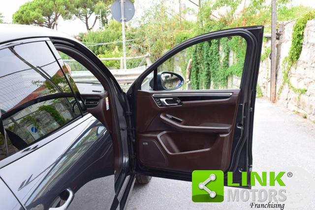 PORSCHE Macan usata, con Controllo elettronico della corsia