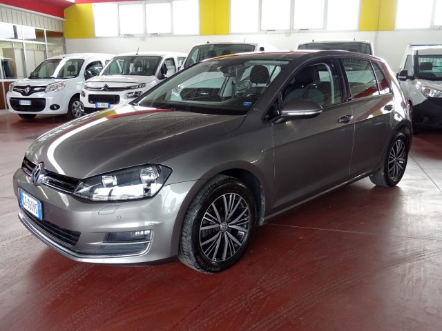 VOLKSWAGEN Golf usata, con ABS