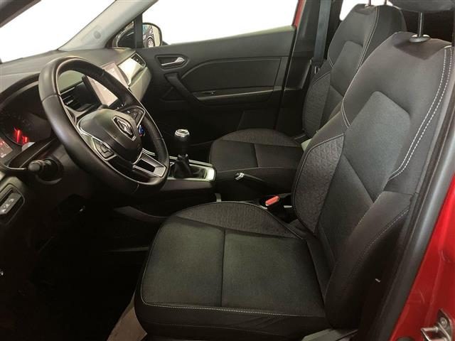 RENAULT Captur usata, con Bracciolo