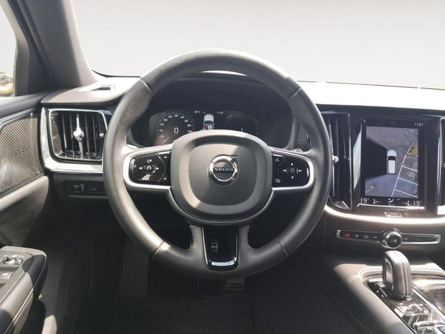 VOLVO V60 usata, con Park Distance Control
