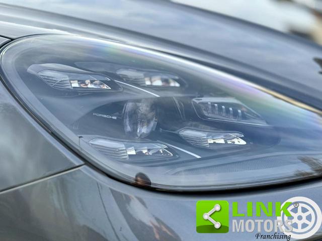 PORSCHE Cayenne usata, con Cerchi in lega